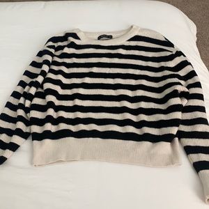 Cream and black striped sweater zara